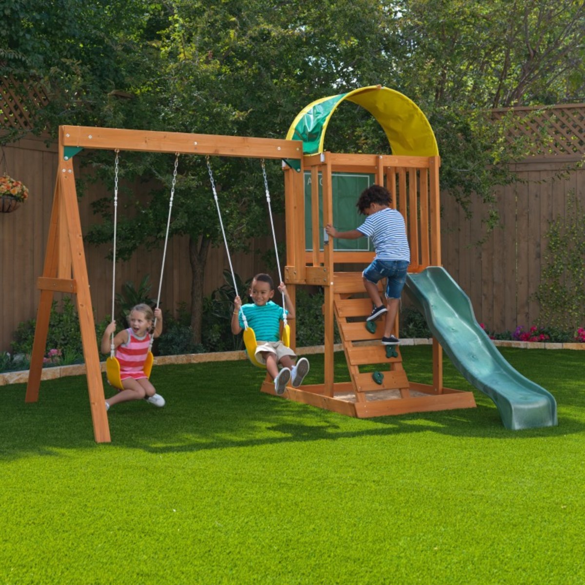 Kidkraft Ainsley Wooden Outdoor Playset / Swingset Toy Corner