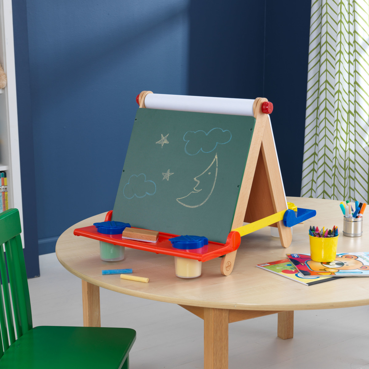 KidKraft Kids Tabletop Easel with Drawing, Blackboard and