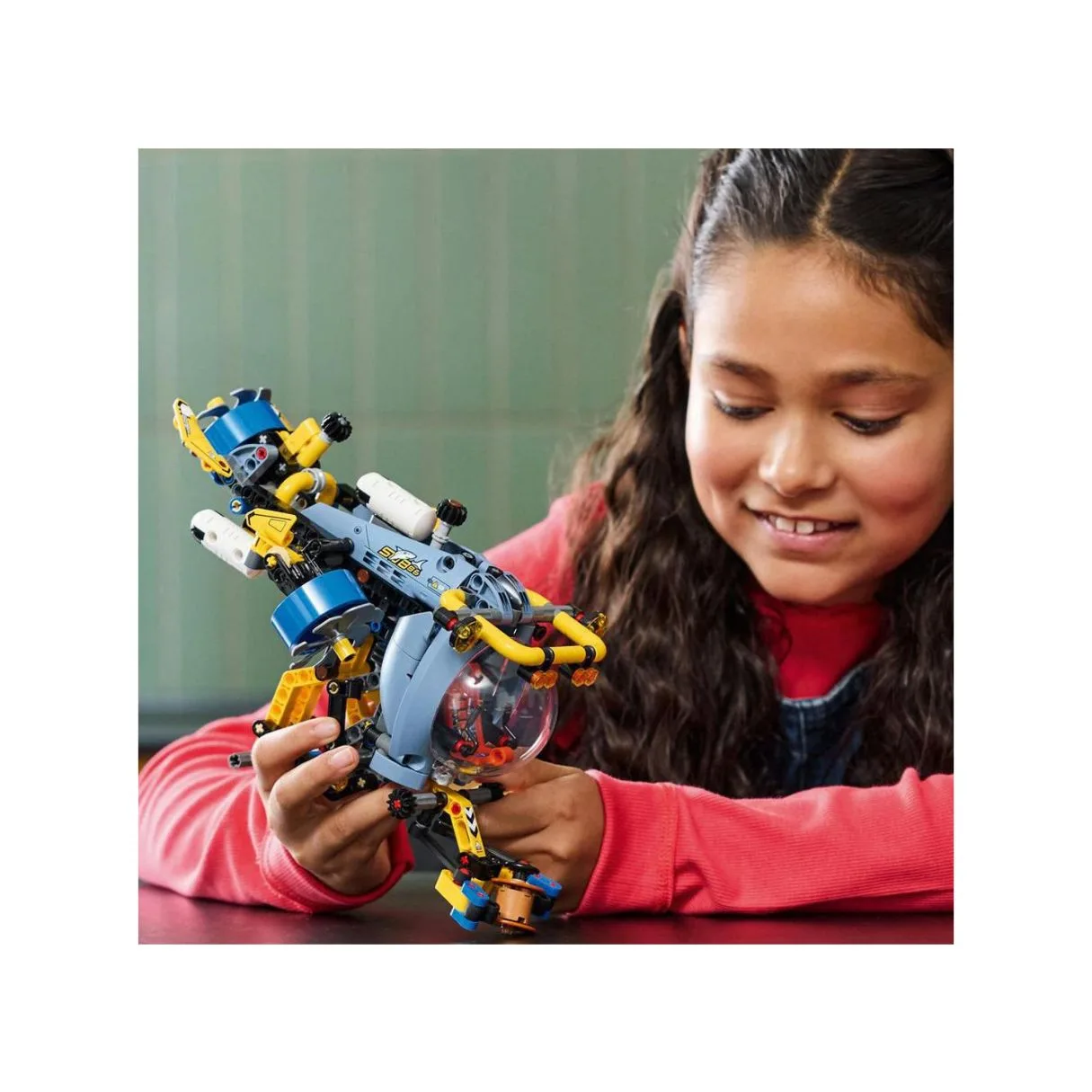 LEGO Technic Deep-Sea Research Submarine, 42201 - Image 6