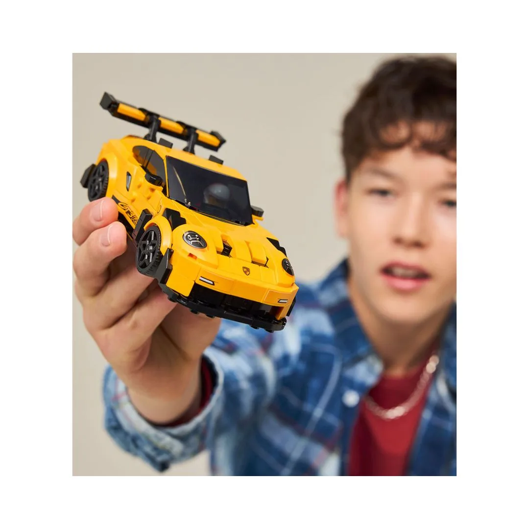 LEGO Speed Champions Porsche 911 GT3 RS Super Car - 77239 - Image 3
