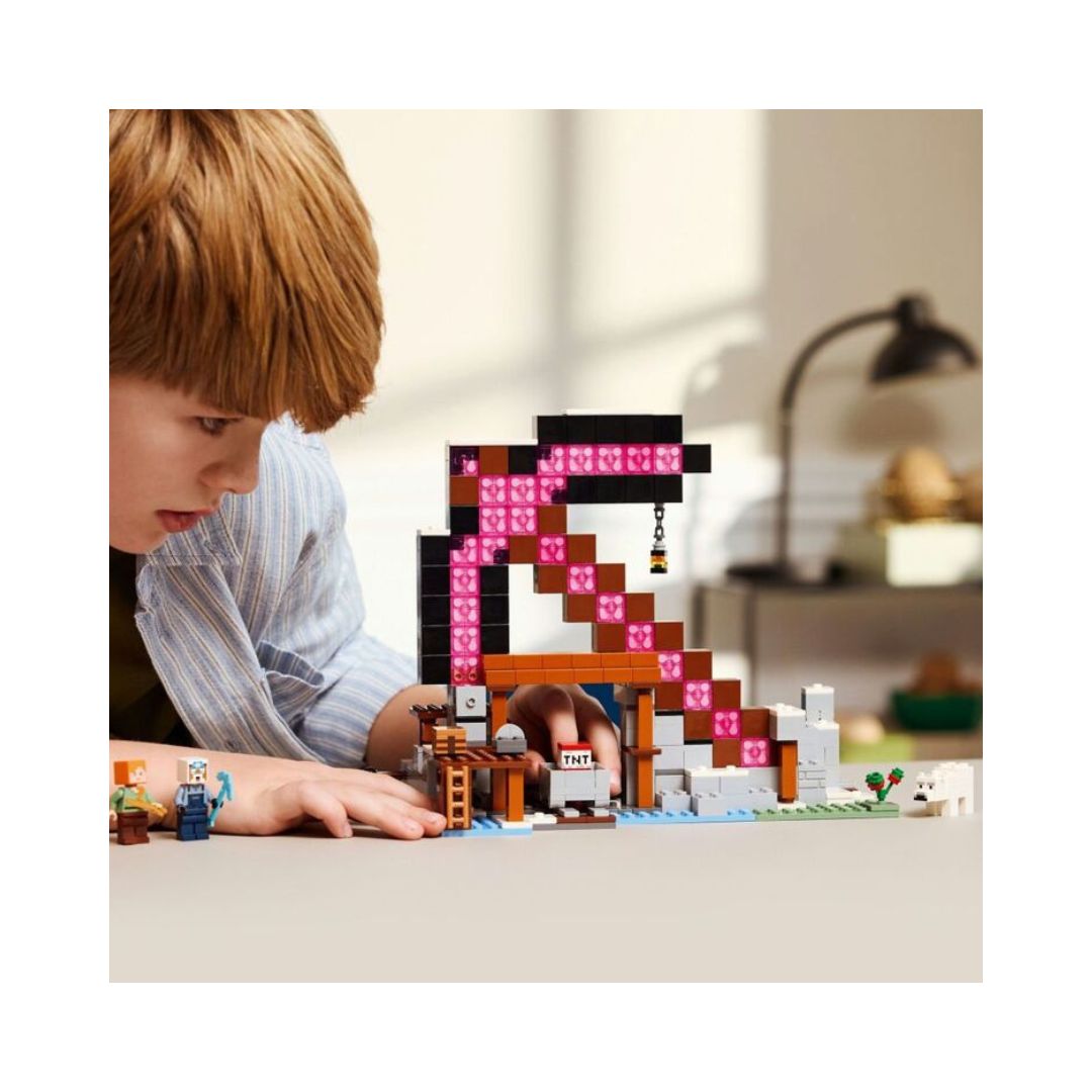 LEGO Minecraft 21277 The Pickaxe Mine V29, 6526794-2