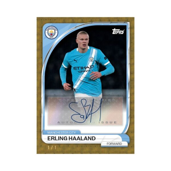 Manchester City 2025/26 collector tin featuring trading cards, autographs, and limited edition gold foilfractor collectibles
