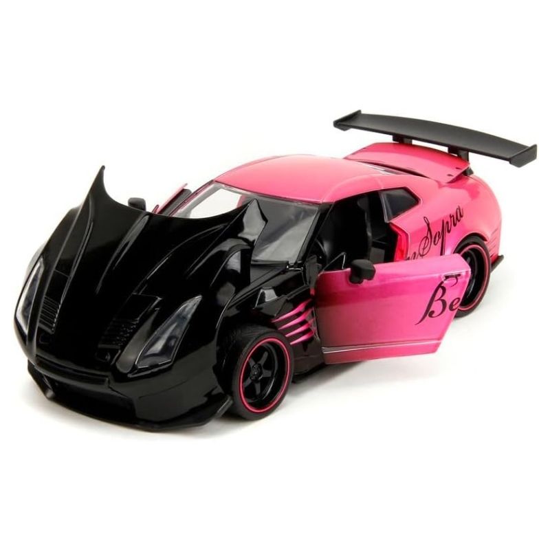 Jada Pink Slips 2009 Nissan GTR R35 1_24 – 9335500314R00-3 Jada Pink Slips 2009 Nissan GTR R35 model car in 1:24 scale, showcasing detailed design and vibrant colors