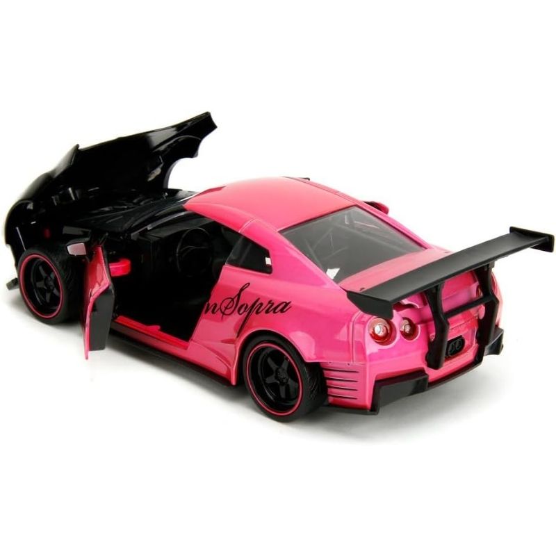 Jada Pink Slips 2009 Nissan GTR R35 1_24 – 9335500314R00-4 Jada Pink Slips 2009 Nissan GTR R35 model car in 1:24 scale, showcasing detailed design and vibrant colors