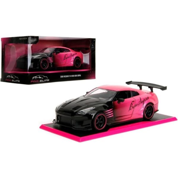 Jada Pink Slips 2009 Nissan GTR R35 model car in 1:24 scale, showcasing detailed design and vibrant colors