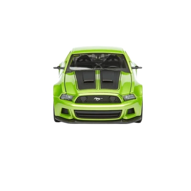 Maisto 1_24 2014 Ford Mustang Street Racer – 31506GN-3 Die-cast model of a 2014 Ford Mustang Street Racer in 1:24 scale, showcasing its sleek design and vibrant colors