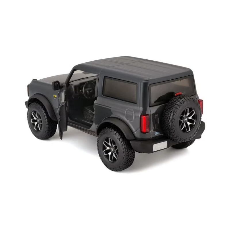 Maisto 1_24 2021 Ford Bronco Badlands Gray – 31530GY-2 Diecast model of a 2021 Ford Bronco Badlands in gray, showcasing detailed design and realistic features