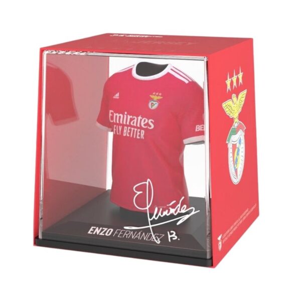 Home jersey of Enzo Fernández, Benfica, featuring team colors and logo prominently displayed