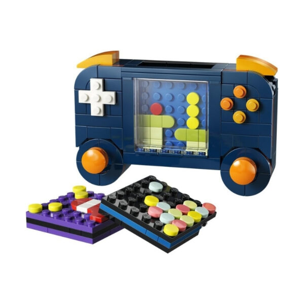 LEGO 31380 Creator 3in1 Retro Gaming Console set featuring a classic console, controller, and game cartridges