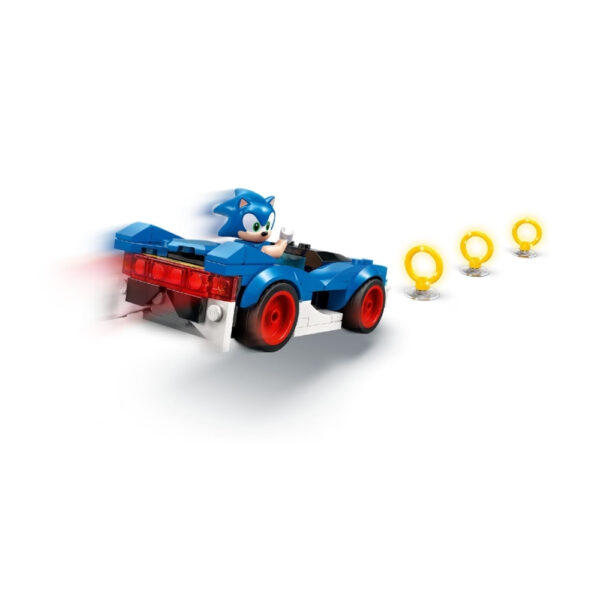 LEGO 77117 set featuring Sonic the Hedgehog in a speedster car, with vibrant colors and dynamic design elements