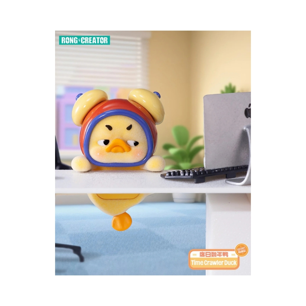 Upset Duck Status Display Duck Blind Box – UP-00843-3 Display of an upset duck status in a duck blind box, showcasing the duck's displeasure in a natural setting