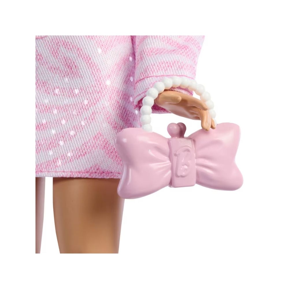 Barbie Deluxe Style Doll Denim Outfit Matching Jacket and Skirt – JJN69-3 Barbie Deluxe Style Doll dressed in a denim outfit featuring a matching jacket and skirt