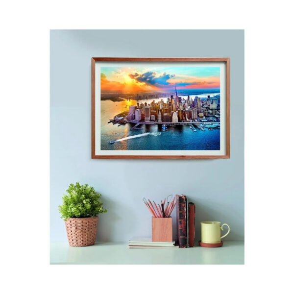 Clementoni HQC New York puzzle featuring a vibrant cityscape, includes 500 pieces and a matching poster