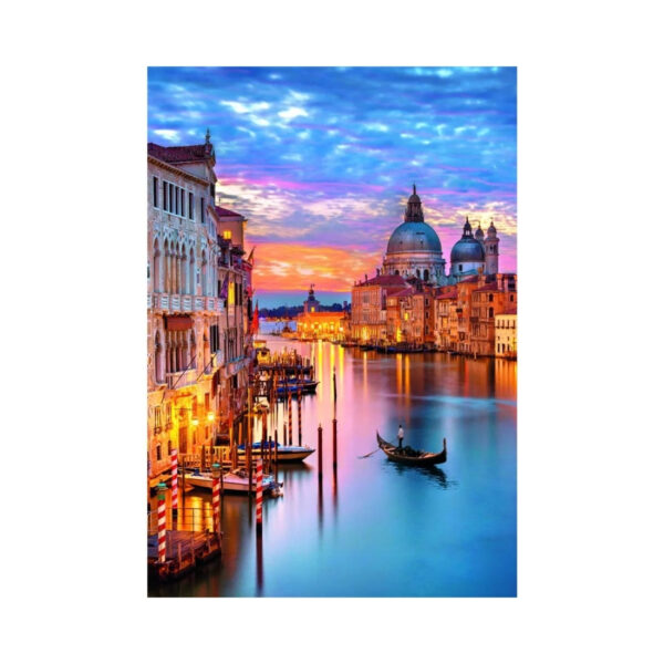 500-piece Clementoni puzzle of Venice, accompanied by a poster, highlighting the city's famous canals and buildings.
