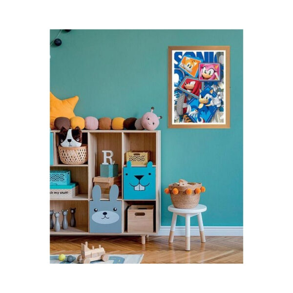 Colorful Clementoni puzzle featuring Sonic and friends, consisting of 104 pieces, ideal for fans of the franchise