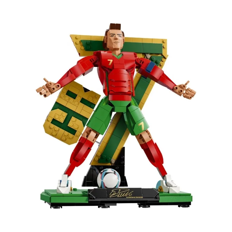 LEGO Editions 43016 Cristiano Ronaldo Football Legend - 6590603 - Image 2